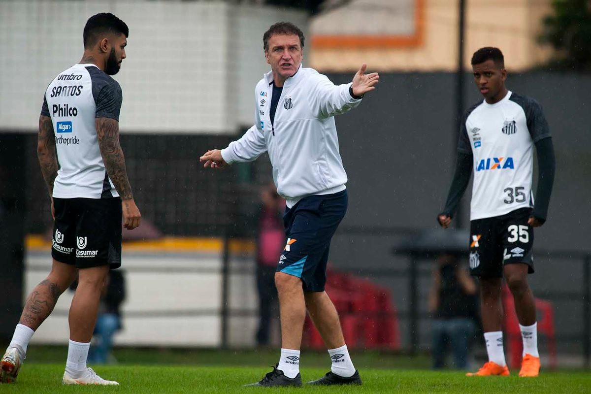 Cuca não quis dar detalhes da equipe que encara o Atlético no domingo, às 11h (de Brasília), no Independência