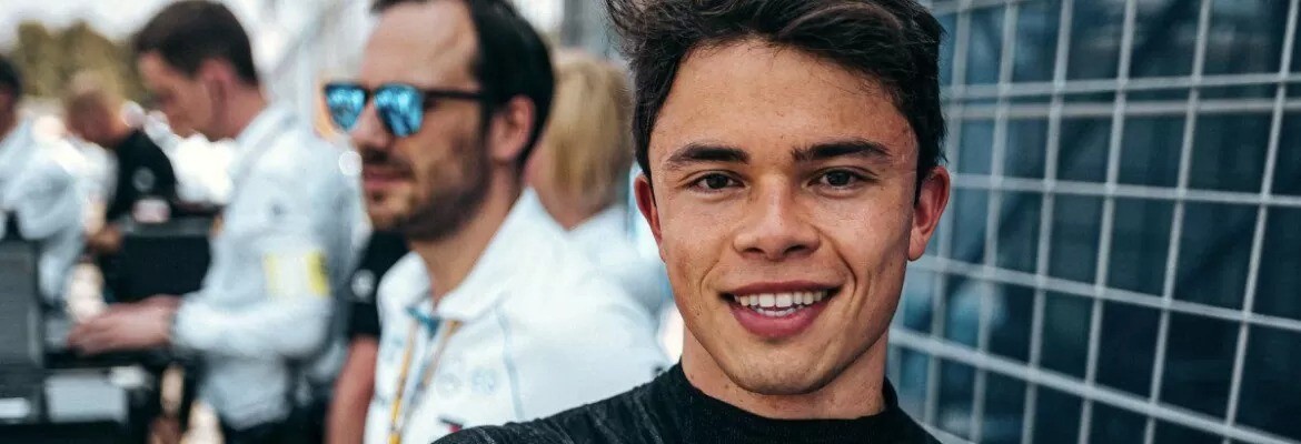 De Vries vai substituir Hamilton no TL1 para o GP da França de F1
