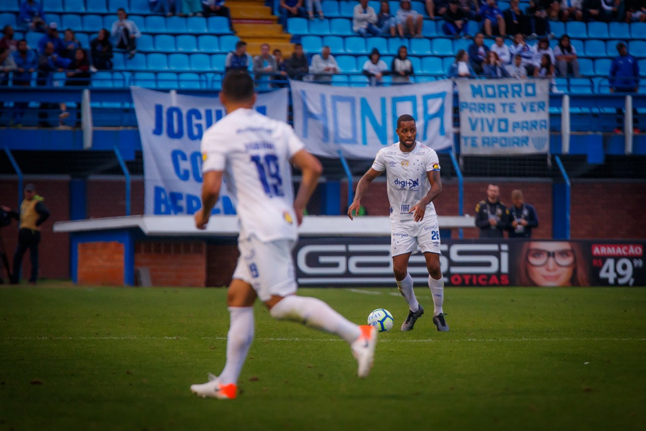 Dedé espera vida nova no Cruzeiro após mudança no comando