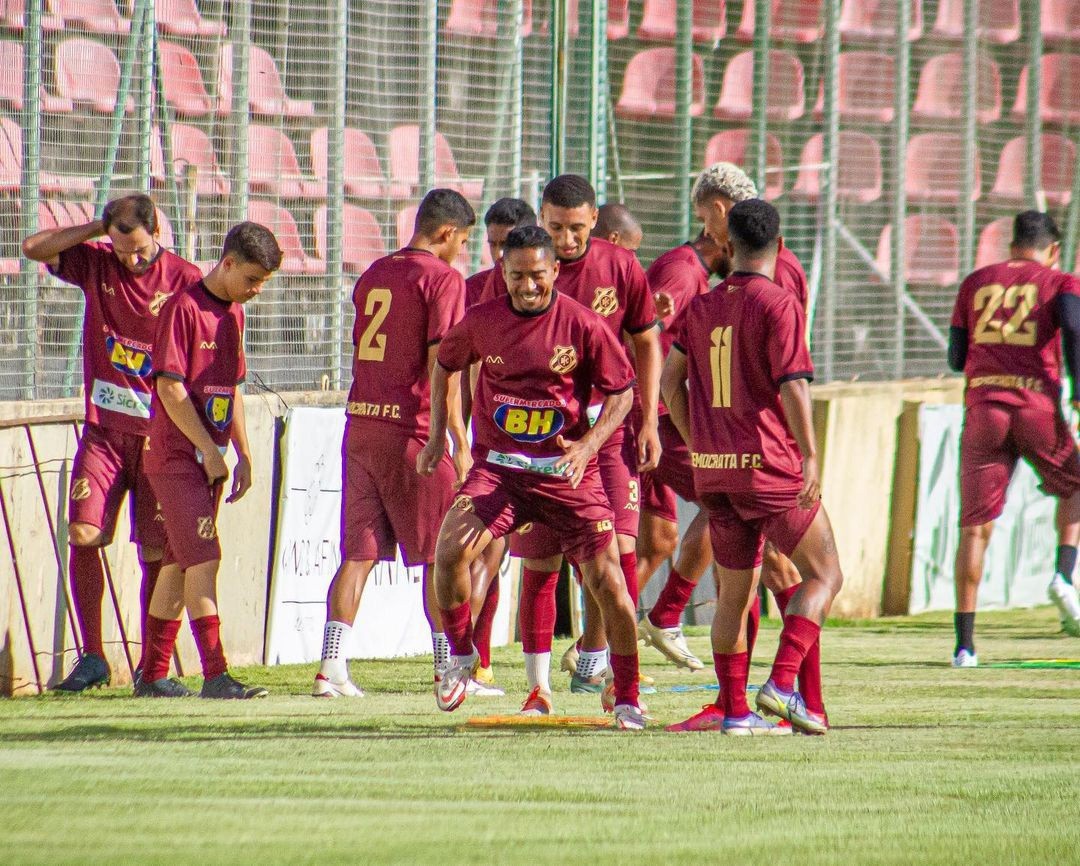 Democrata-SL enfrenta o Pouso Alegre e tenta primeira vitória no Campeonato Mineiro