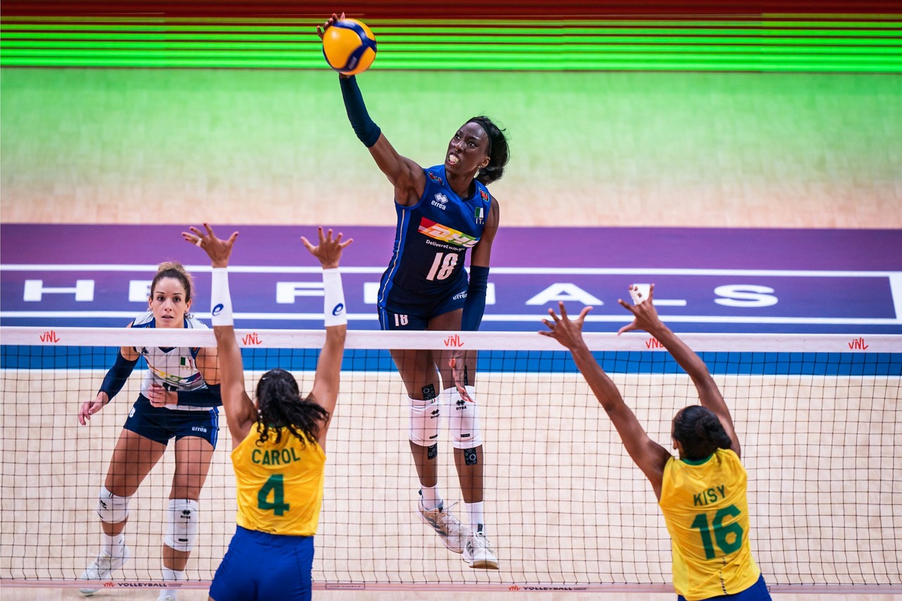 Egonu é considerada a melhor jogadora de vôlei da atualidade