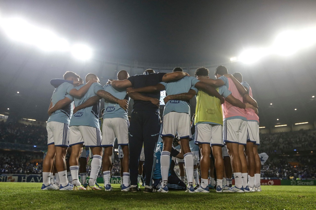 Cruzeiro volta a campo neste domingo (17) para enfrentar o Novorizontino, pela Série B