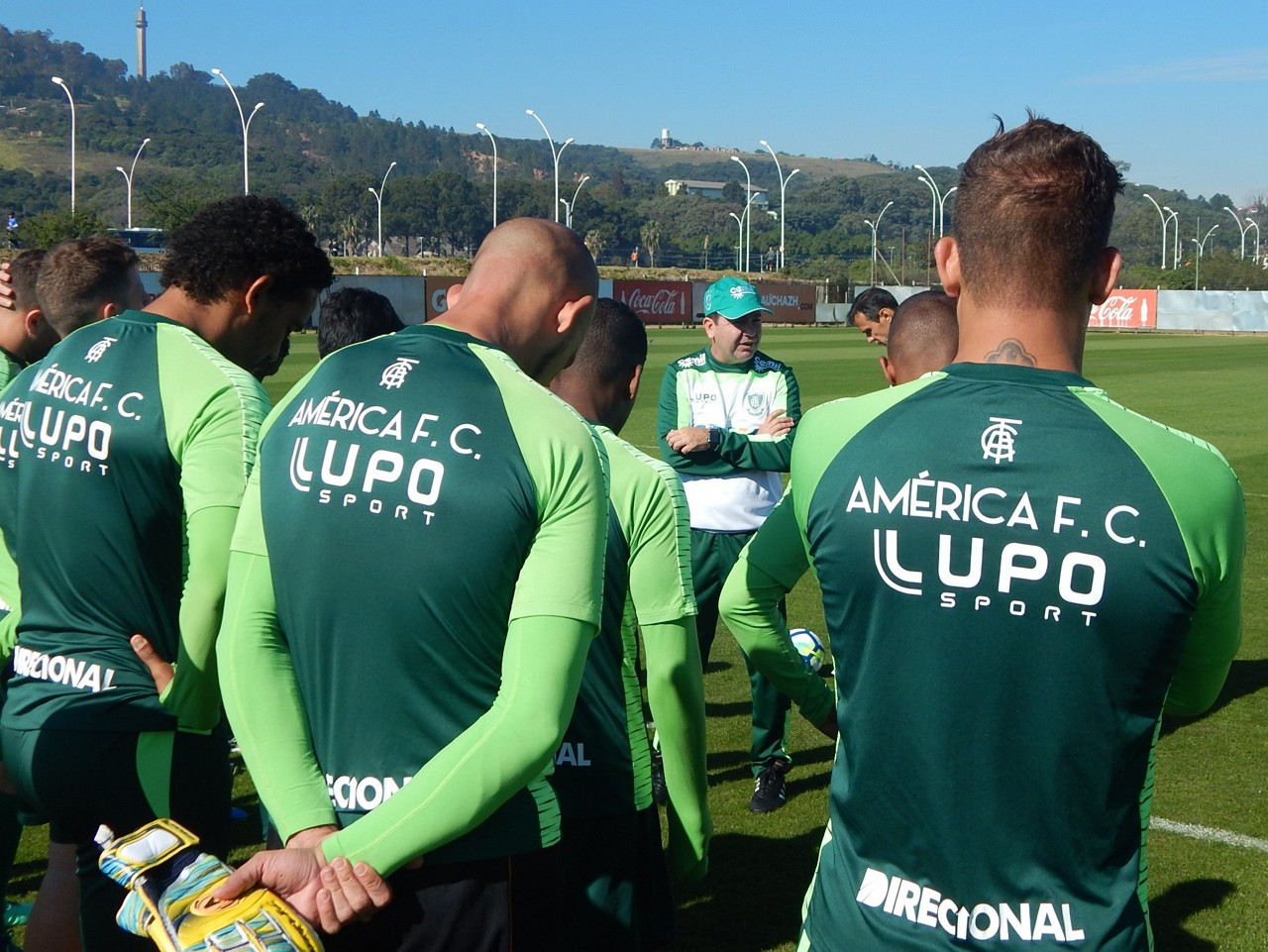 Enderson Moreira comandou o América até o mês passado