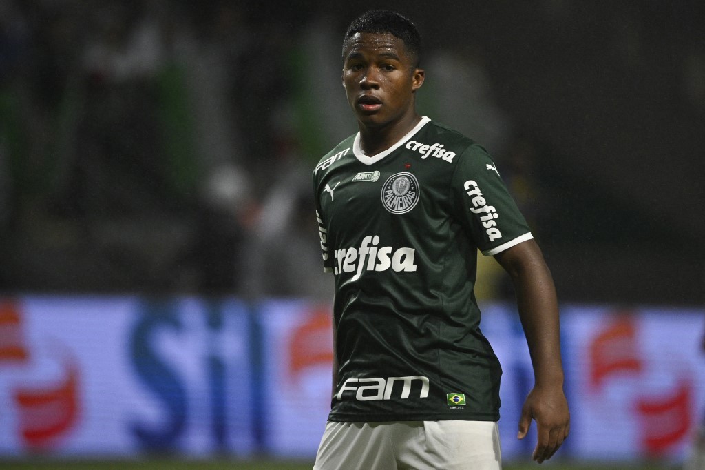Endrick tem 16 anos e foi contratado pelo Real Madrid