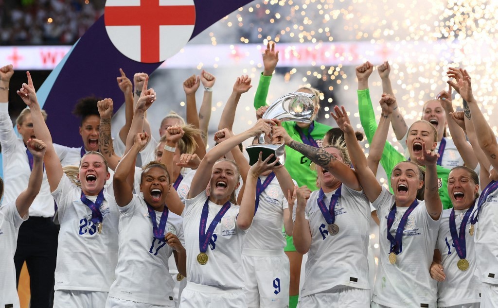A Inglaterra conquistou a Eurocopa feminina neste domingo (31)