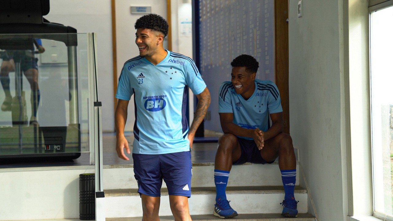 Filipe Machado (esq), Geovane e todo o grupo do Cruzeiro terão uma semana de folga na tabela da Série B