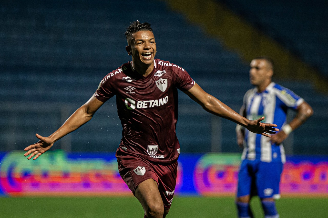 David Braz, zagueiro do Fluminense