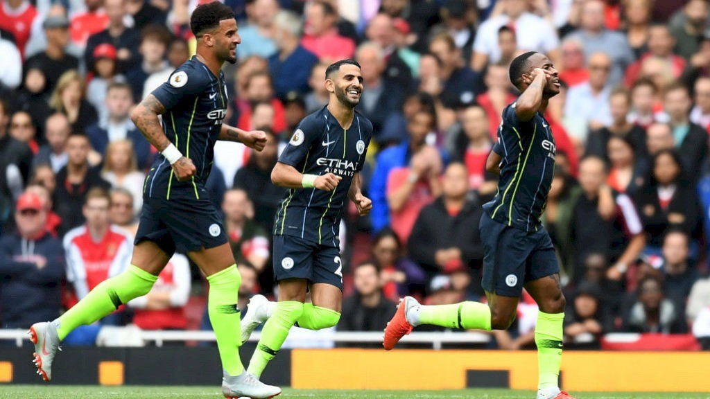 Fora, Manchester City domina o Arsenal e vence por 2 a 0 na estreia pelo Inglês