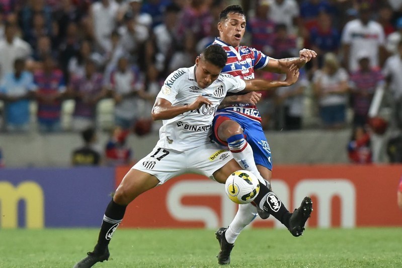 Santos e Fortaleza empataram em 0 a 0 neste domingo
