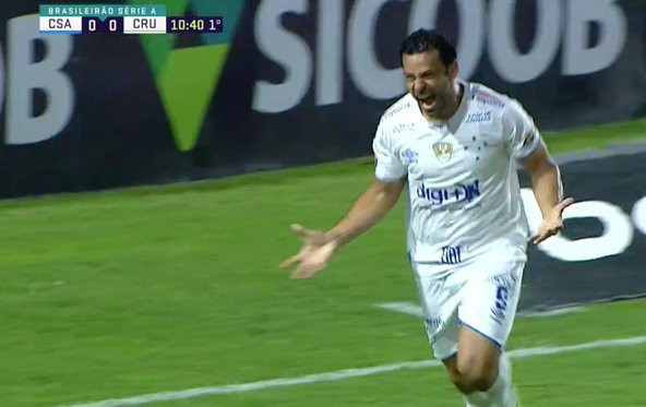 Fred abriu o placar para a Raposa no estádio Rei Pelé, em Alagoas