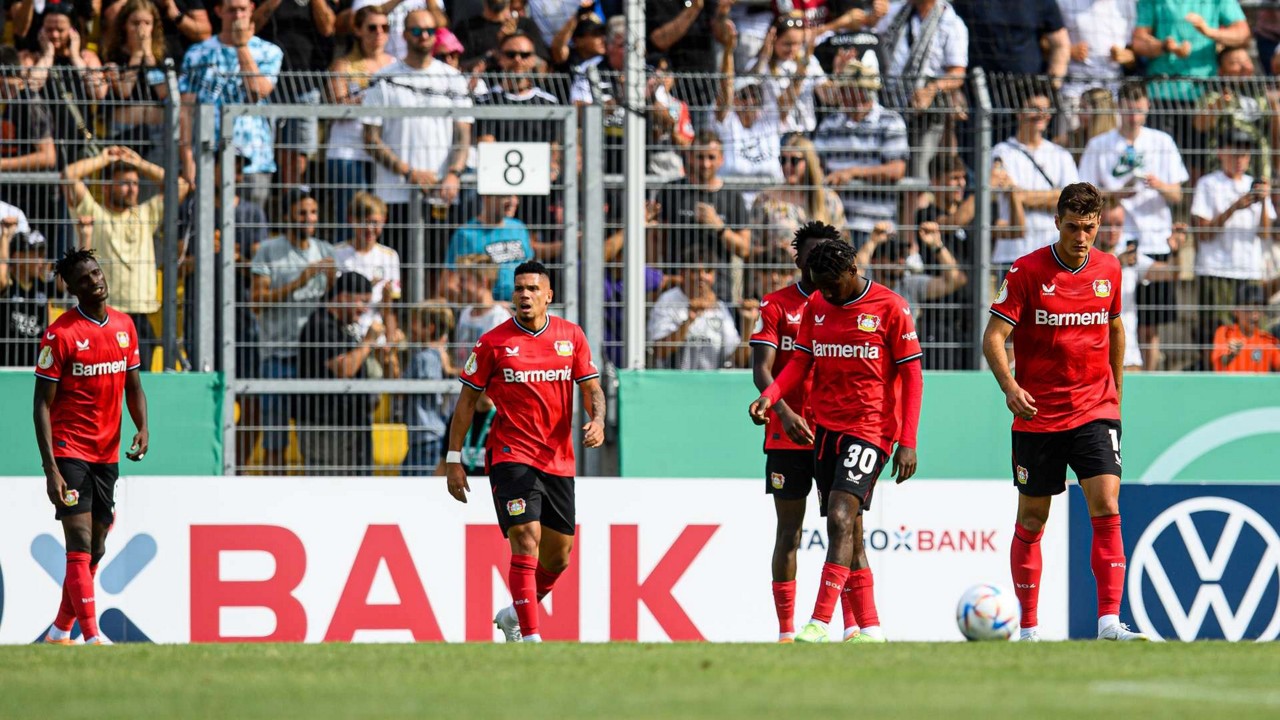 Jogadores do Bayer não conseguiram superar modesto Elversberg