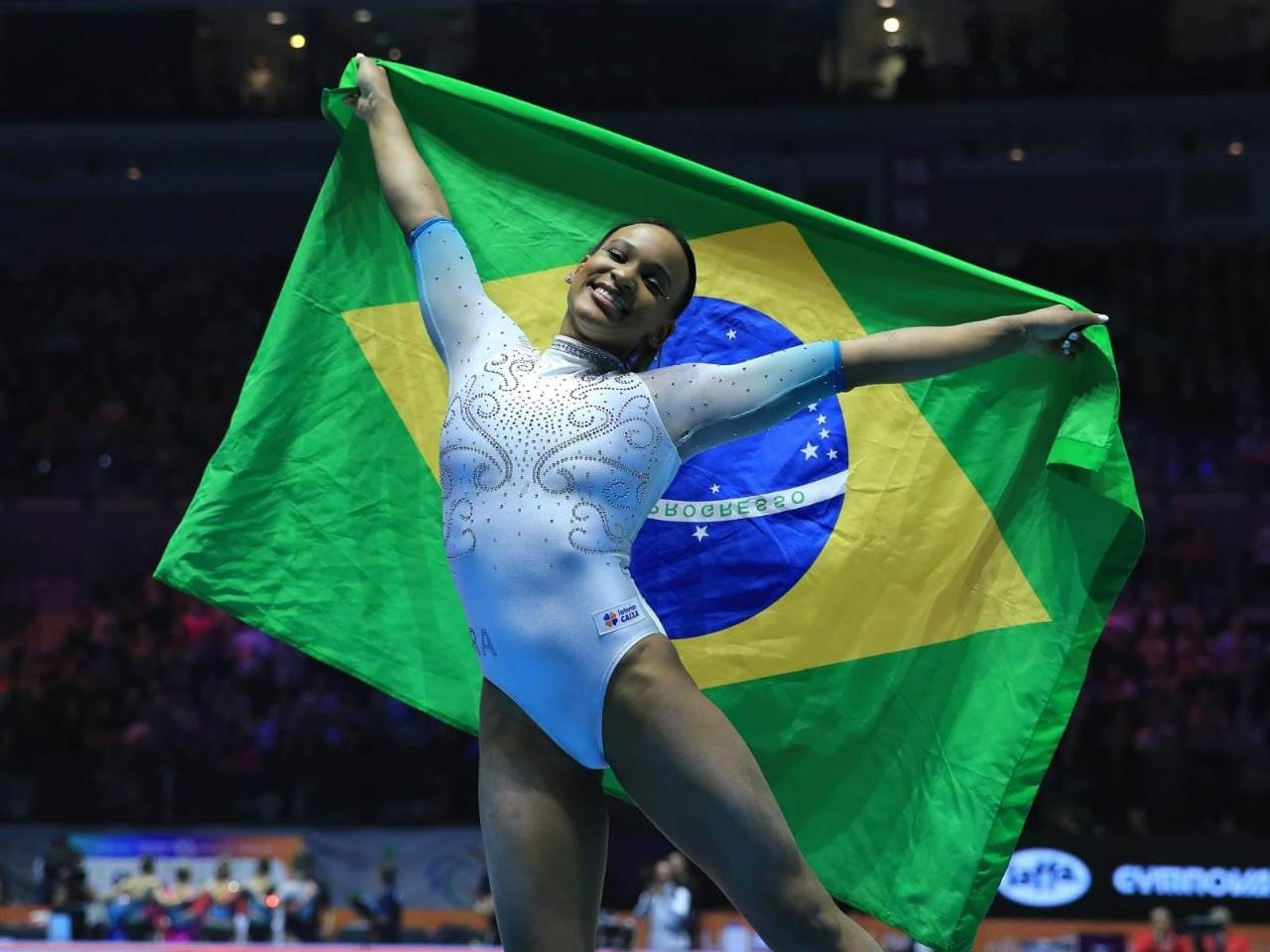 Rebeca Andrade é campeã olímpica e mundial