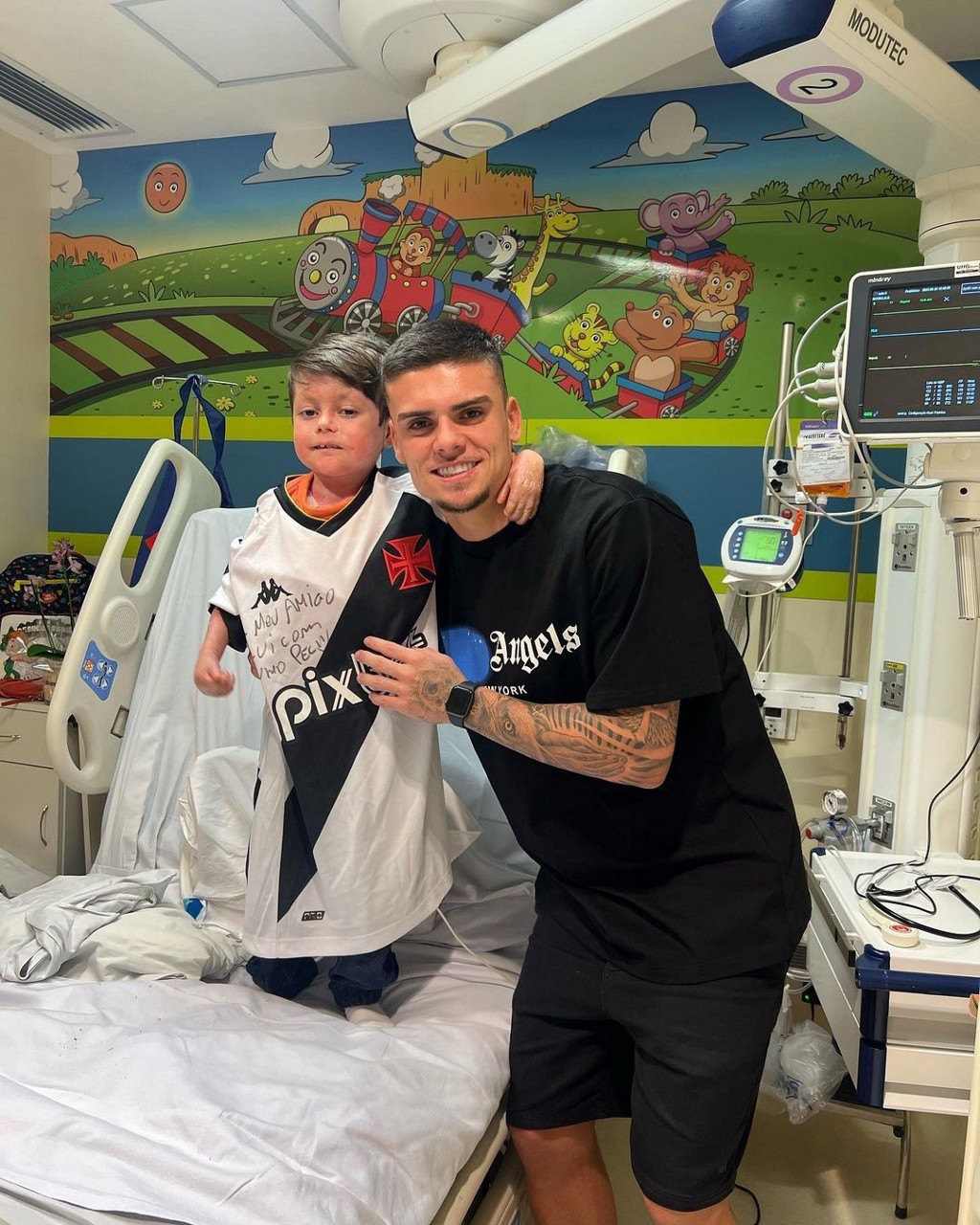 Gui, torcedor do Vasco que ficou 16 dias em coma, recebe alta com festa ...