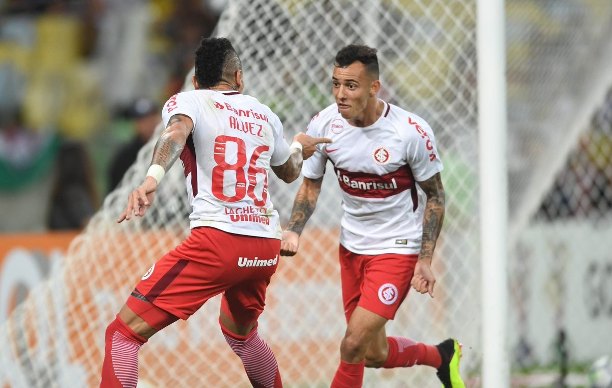 Inter atropelou o Fluminense, no Maracanã, e marcou os três gols da vitória no primeiro tempo