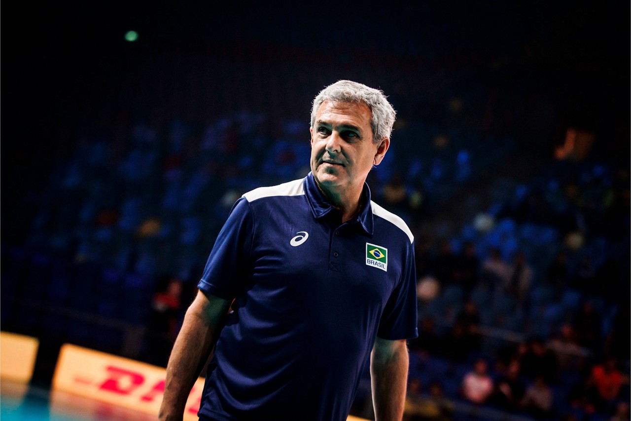 Zé Roberto Guimarães, técnico do Barueri e da seleção brasileira feminina de vôlei