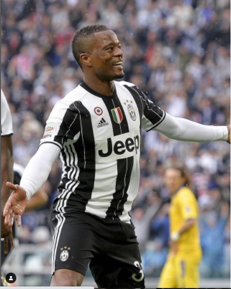 Juventus enfrenta a Lazio nesta segunda-feira (16)