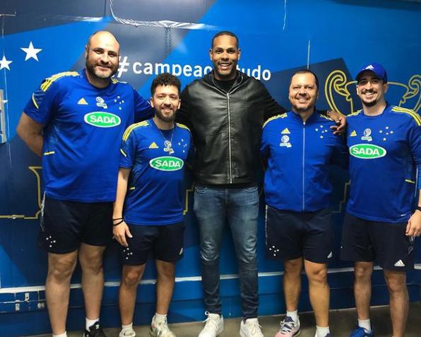 Leal aproveitou presença em BH para reviver lembranças no time celeste