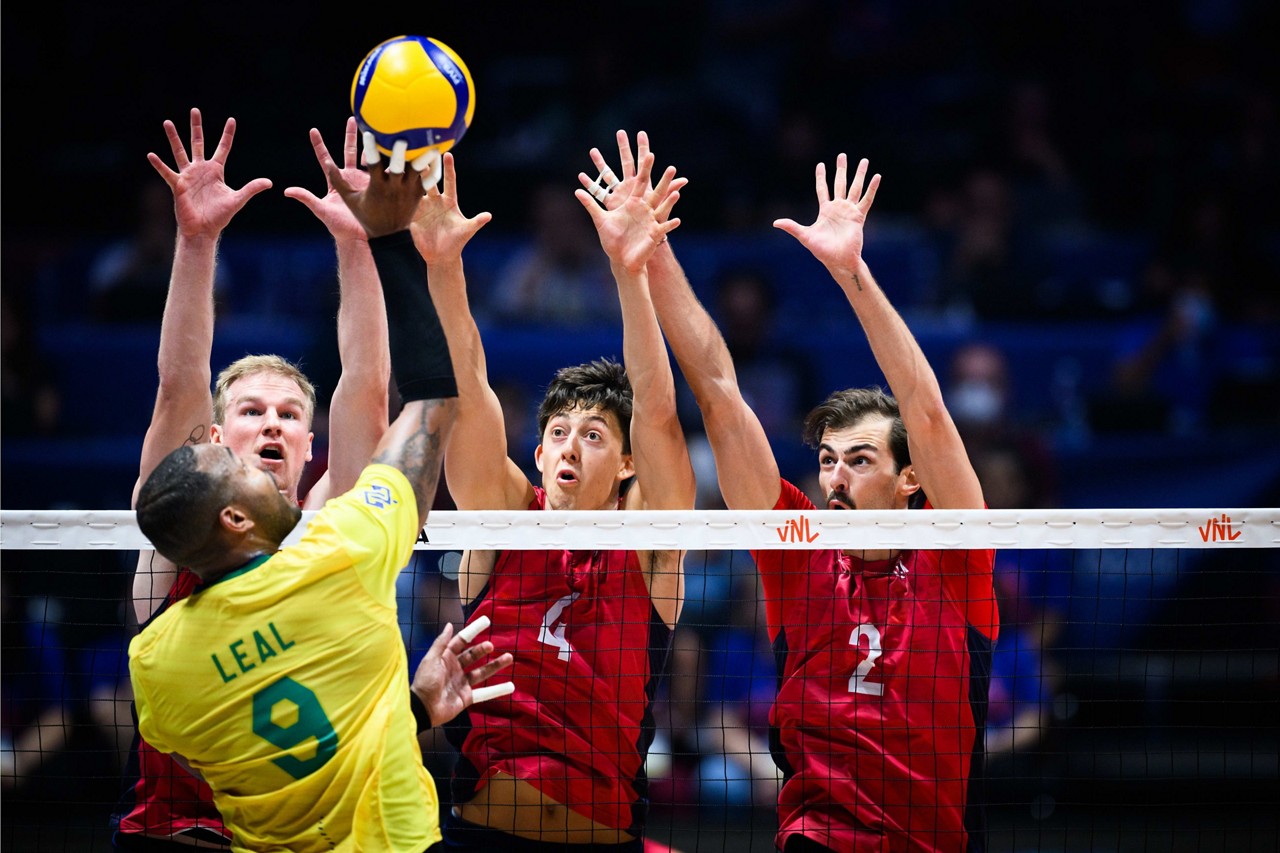 Leal foi maior pontuador do Brasil no jogo