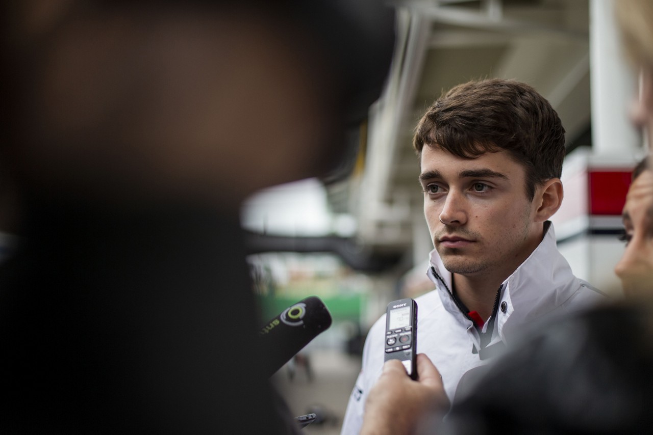 Piloto francês Charles Leclerc está na Ferrari