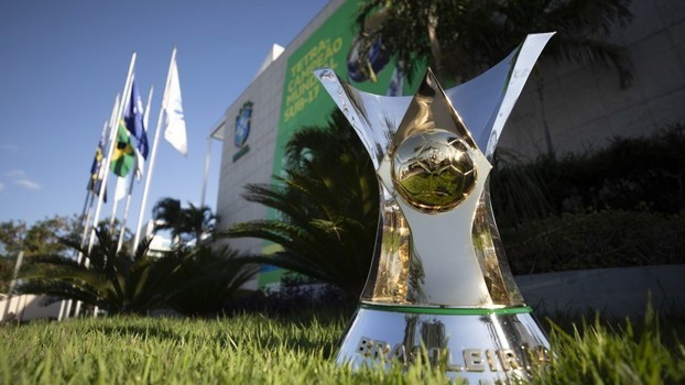 Clubes tentam uma união para fundar a liga que organizaria o Campeonato Brasileiro
