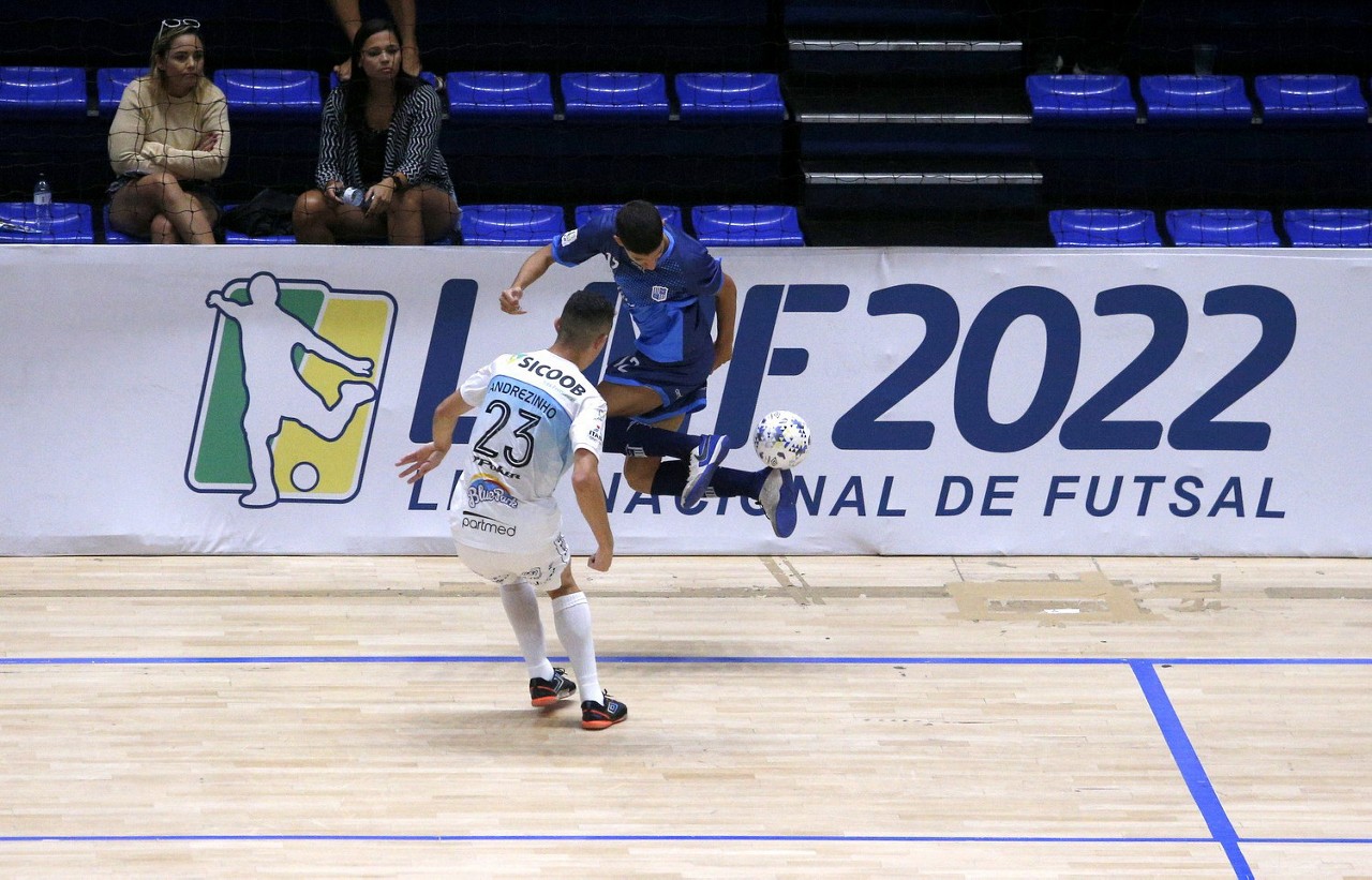 Minas ocupa 12º lugar na Liga Nacional de Futsal