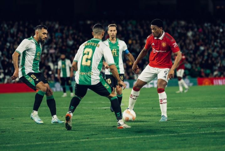 Manchester United recebe o Burnley pela Carabao Cup