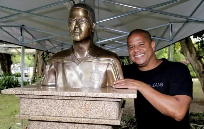 Marcelinho Carioca é um dos maiores ídolos do Corinthians