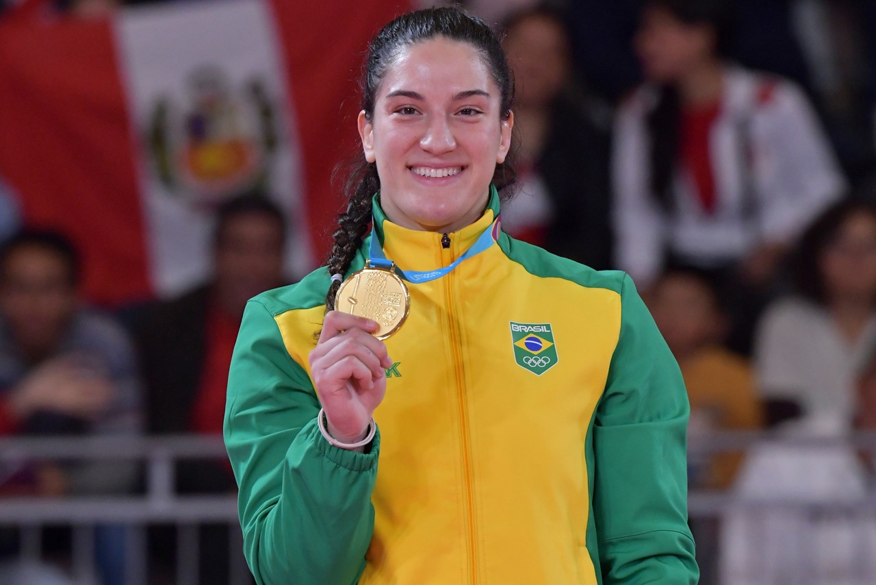 Mayra Aguiar fez história neste domingo (11)