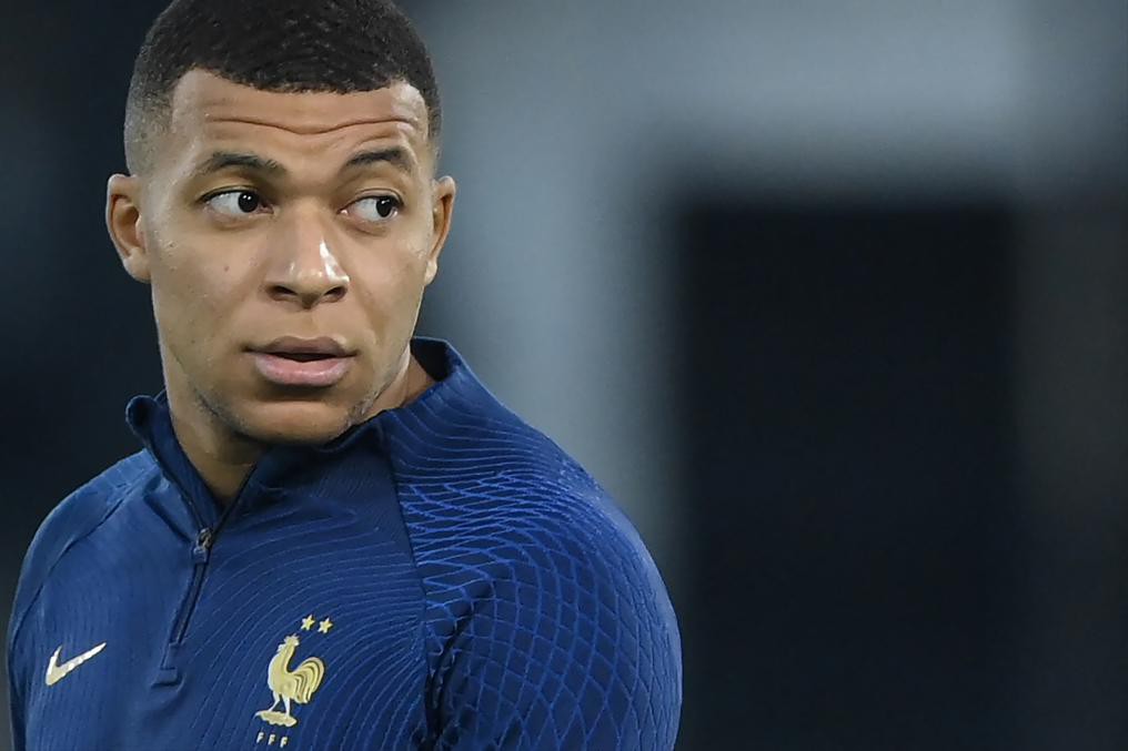 Mbappé, jogador do PSG e da Seleção Francesa