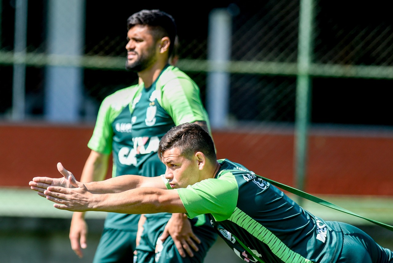 Meia Ruy reforça o América contra o Fluminense