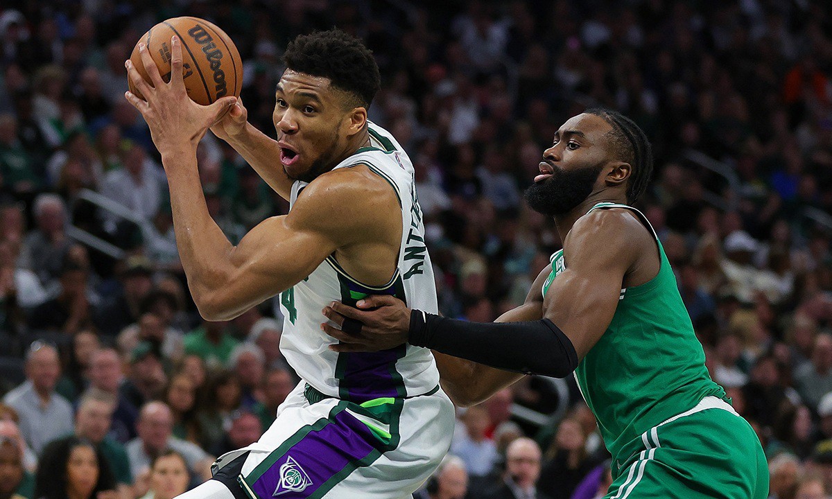 Atuais campeões assumem a liderança com vitória em Milwaukee