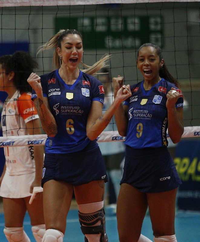 Thaísa e Kisy, do Gerdau Minas