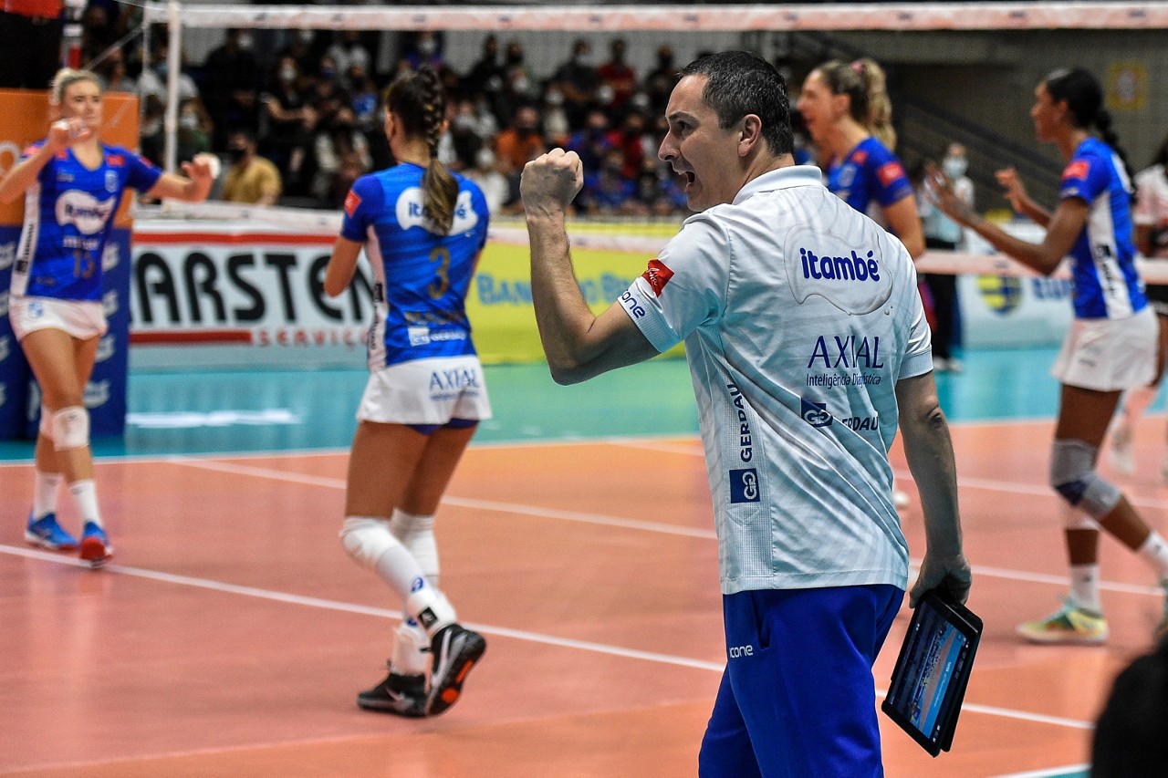 minas volei feminino nicola negro