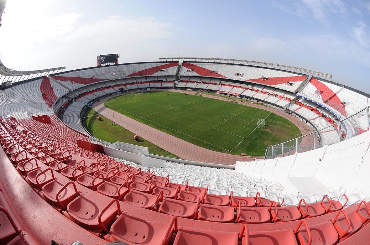 Monumental-Nunez-2jpg