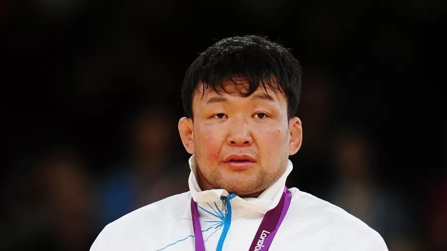 Naidangiin Tüvshinbayar conquistou a primeira medalha de ouro da Mongólia nas Olimpíadas