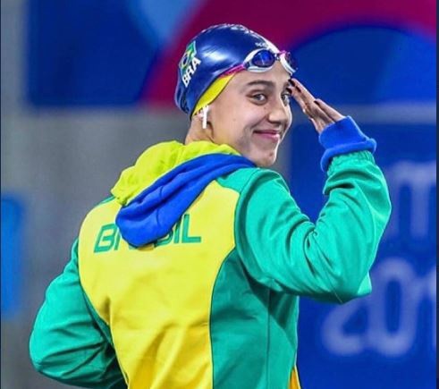 Com 10 pódios em Pan-Americanos, Larissa Oliveira revela aposentadoria da natação