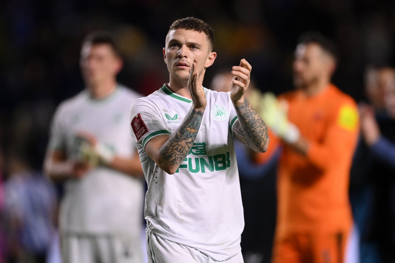Newcastle e Leicester se enfrentam pela Copa da Liga Inglesa