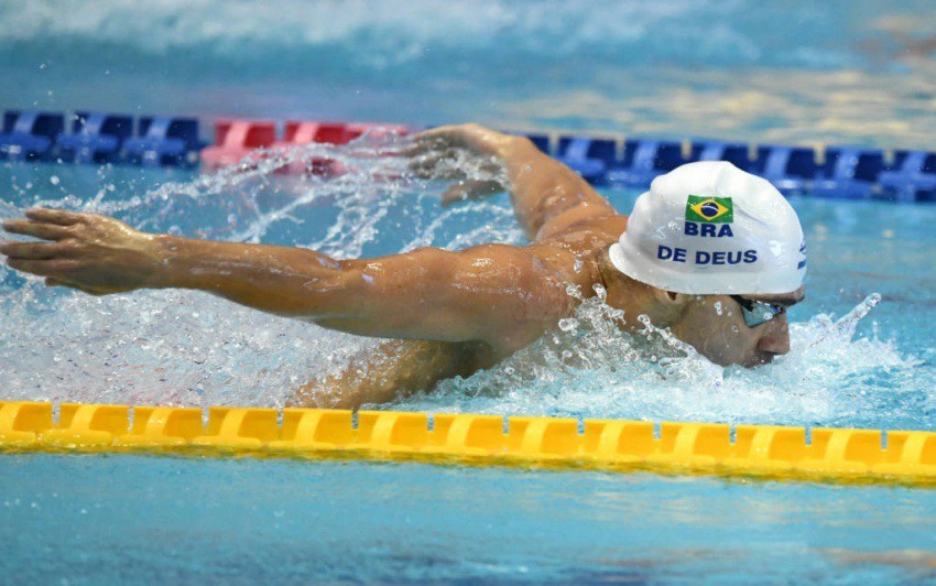 Leonardo de Deus conquistou a medalha de prata nos 200m borboleta