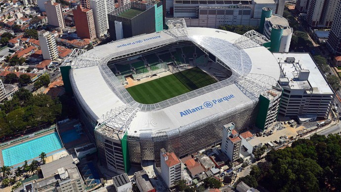 Estádio do Palmeiras será palco de show para cantor Andrea Bocelli e jogo contra o Cruzeiro, dia 30, será realizado no Pacaembu