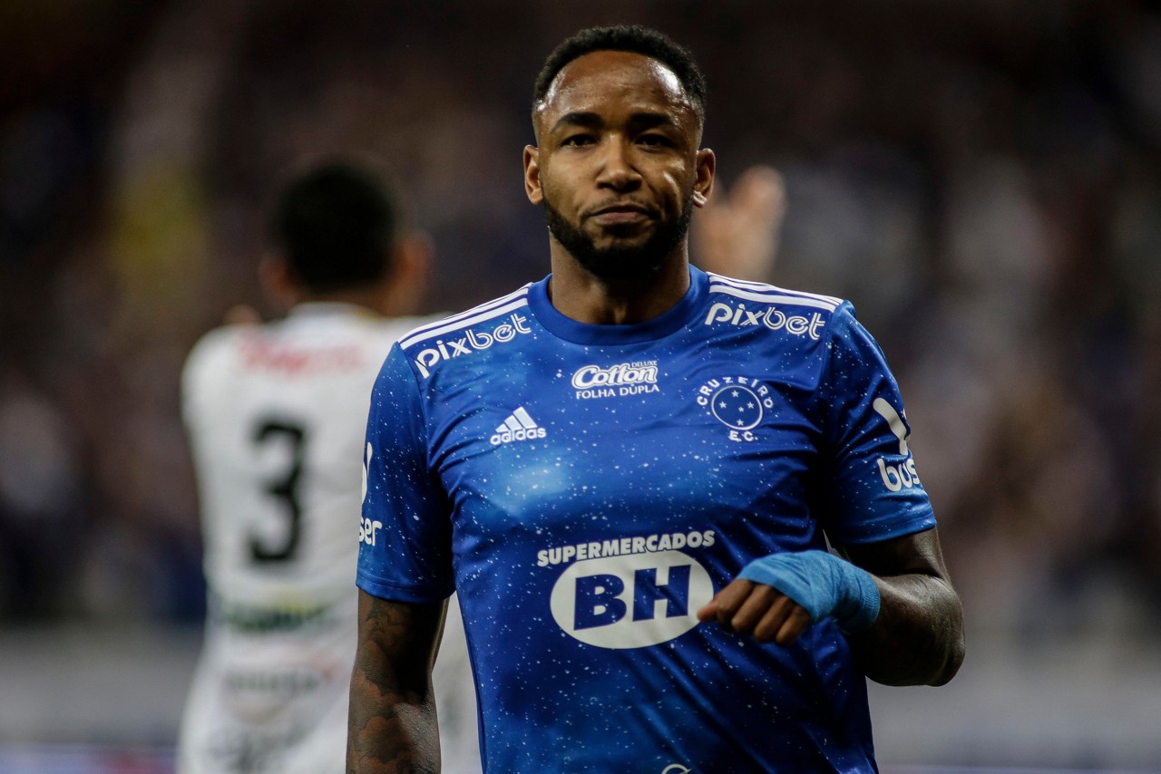 Rafa Silva fez o gol da vitória sobre o Novorizontino por 2 a 1, em jogo realizado no Mineirão, nesse último domingo (17)