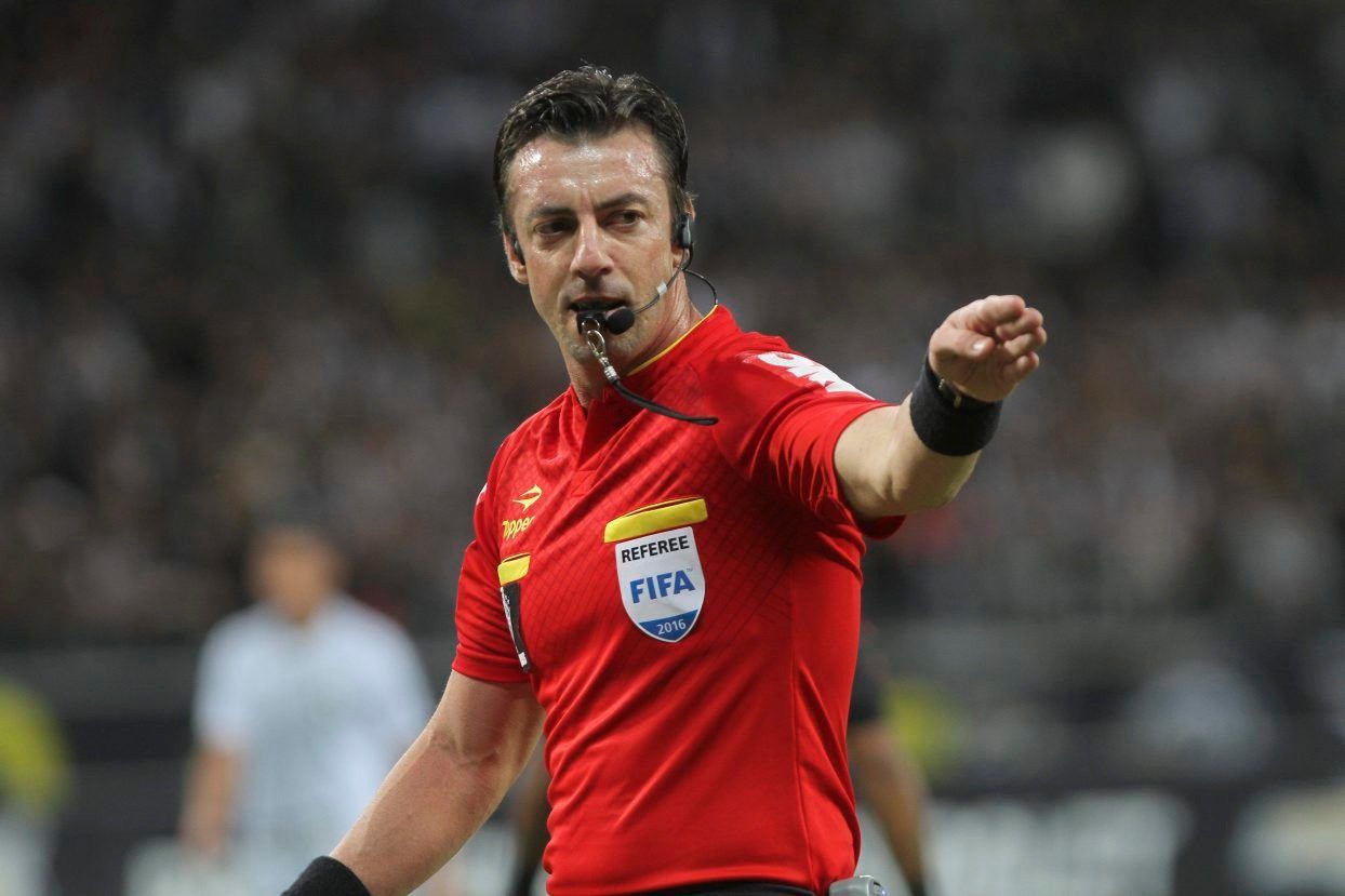 Raphael Claus, árbitro de futebol