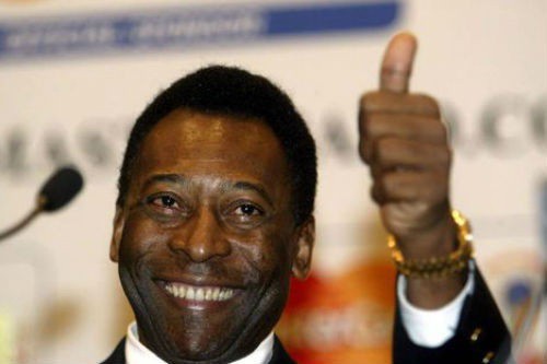 Recuperado, Pelé está empolgado e se disse satisfeito com a troca de Mano Menezes por Felipão