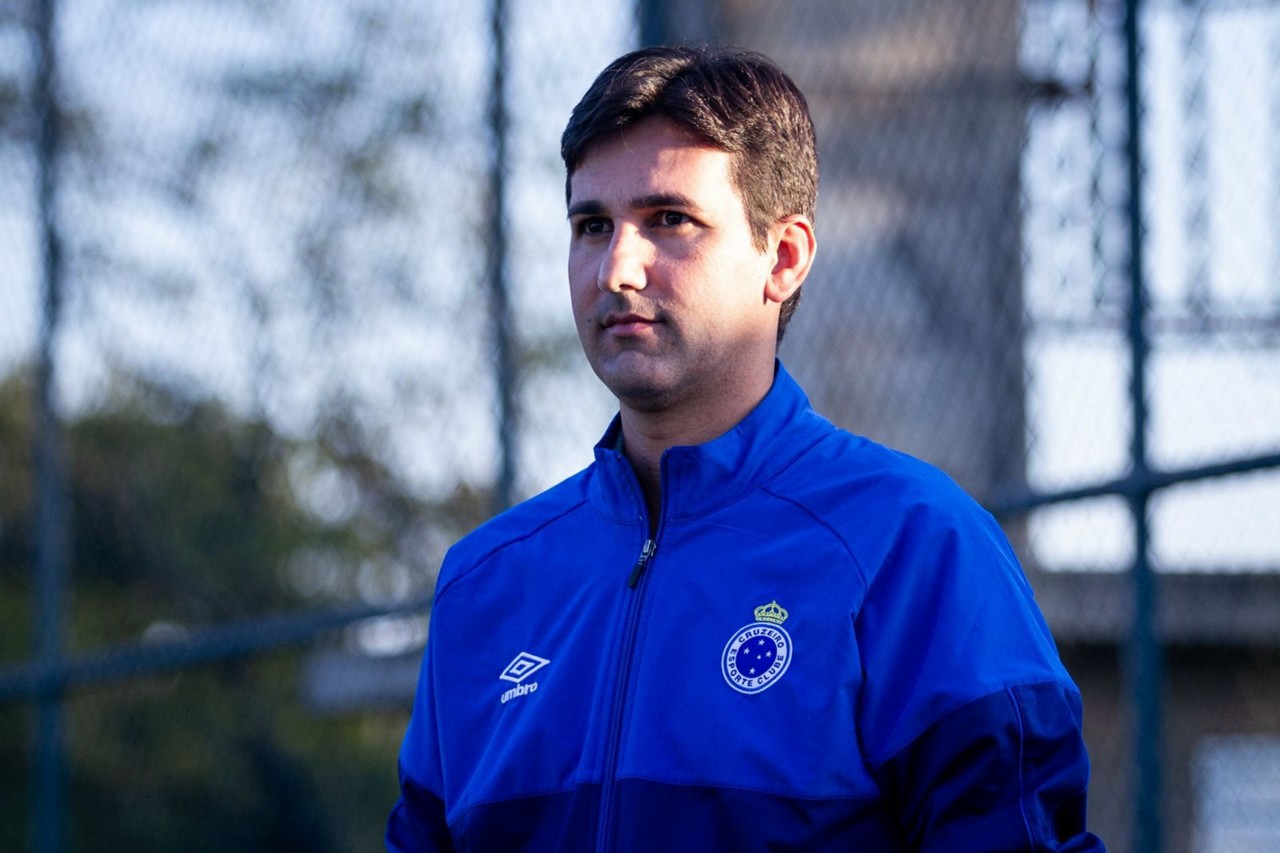 Jovem treinador terá missão de fazer time voltar a vencer no Brasileirão