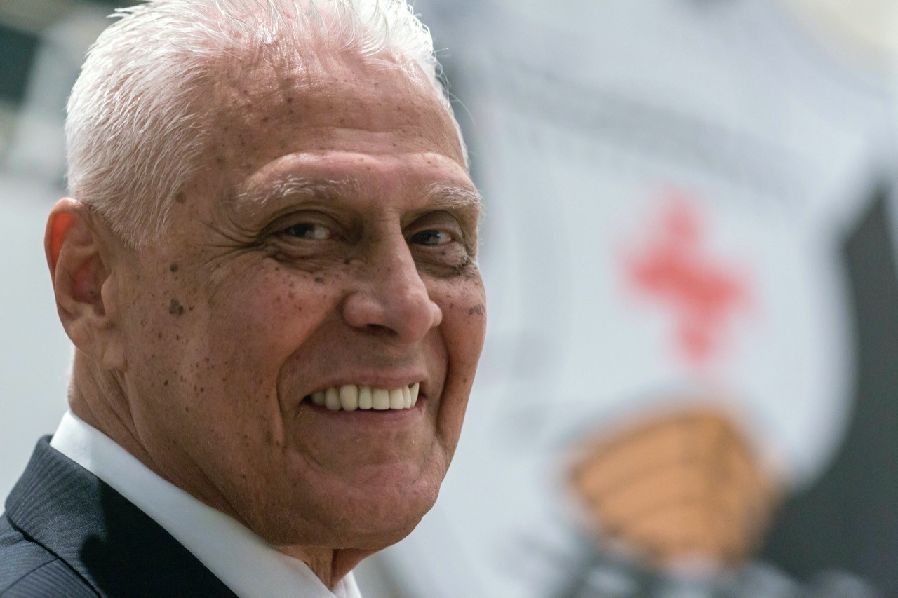 Roberto Dinamite