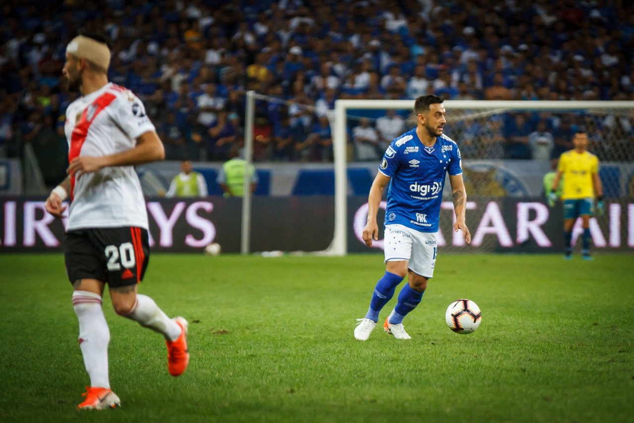 Meio-campo entrou apenas no decorrer do segundo tempo contra o River