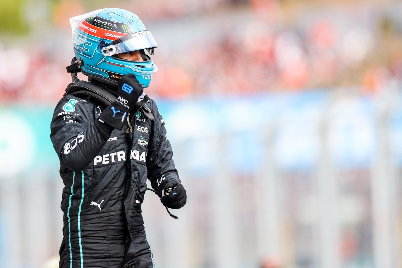 George Russell conquistou a primeira pole da sua carreira