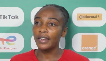 Salima Mukansanga, árbitra de futebol
