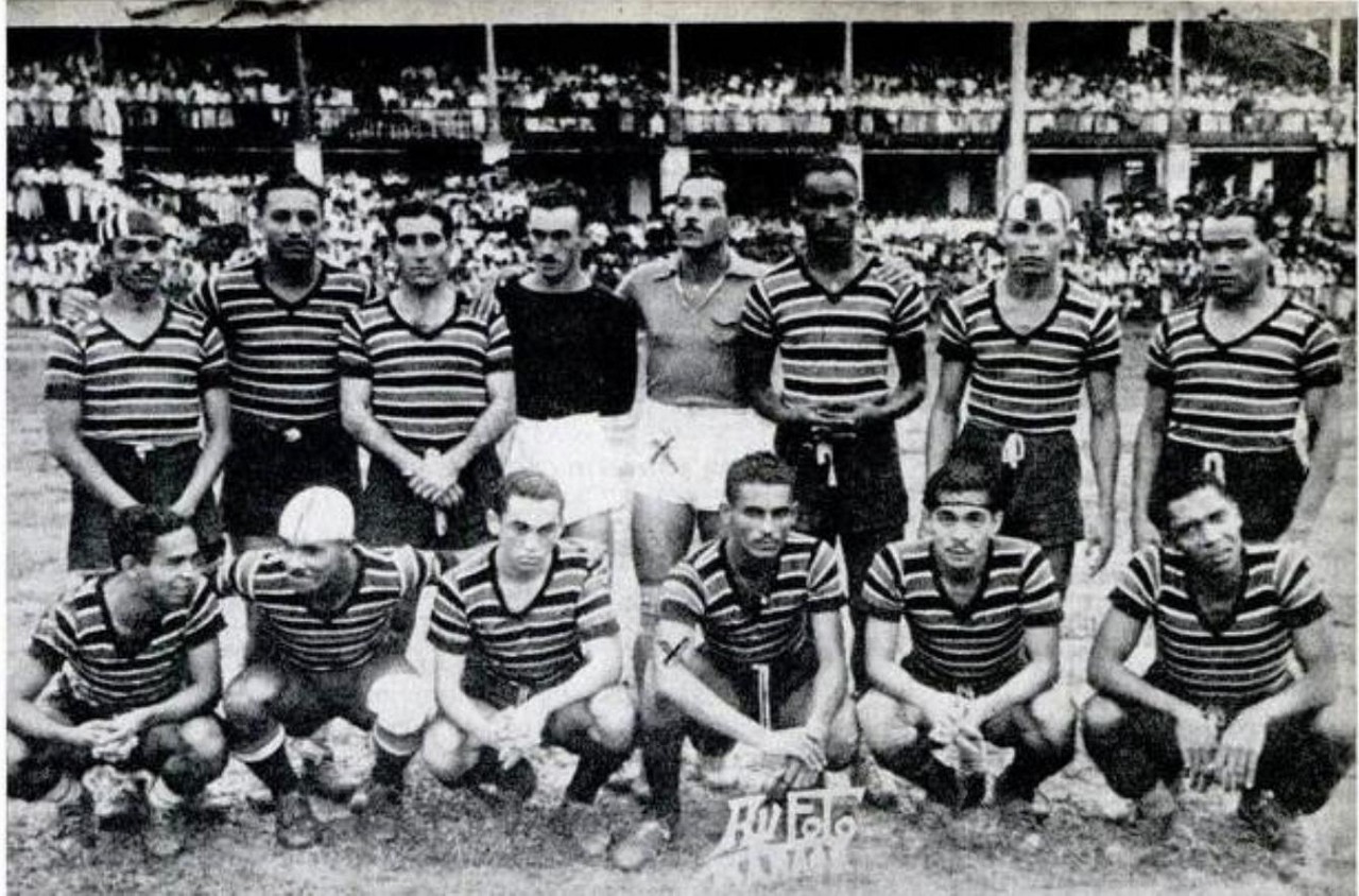 Placar mostrou o time do Santa Cruz na épica viagem de 1943; estão marcados com um "x" os jogadores que morreram na excursão, King e Papeira