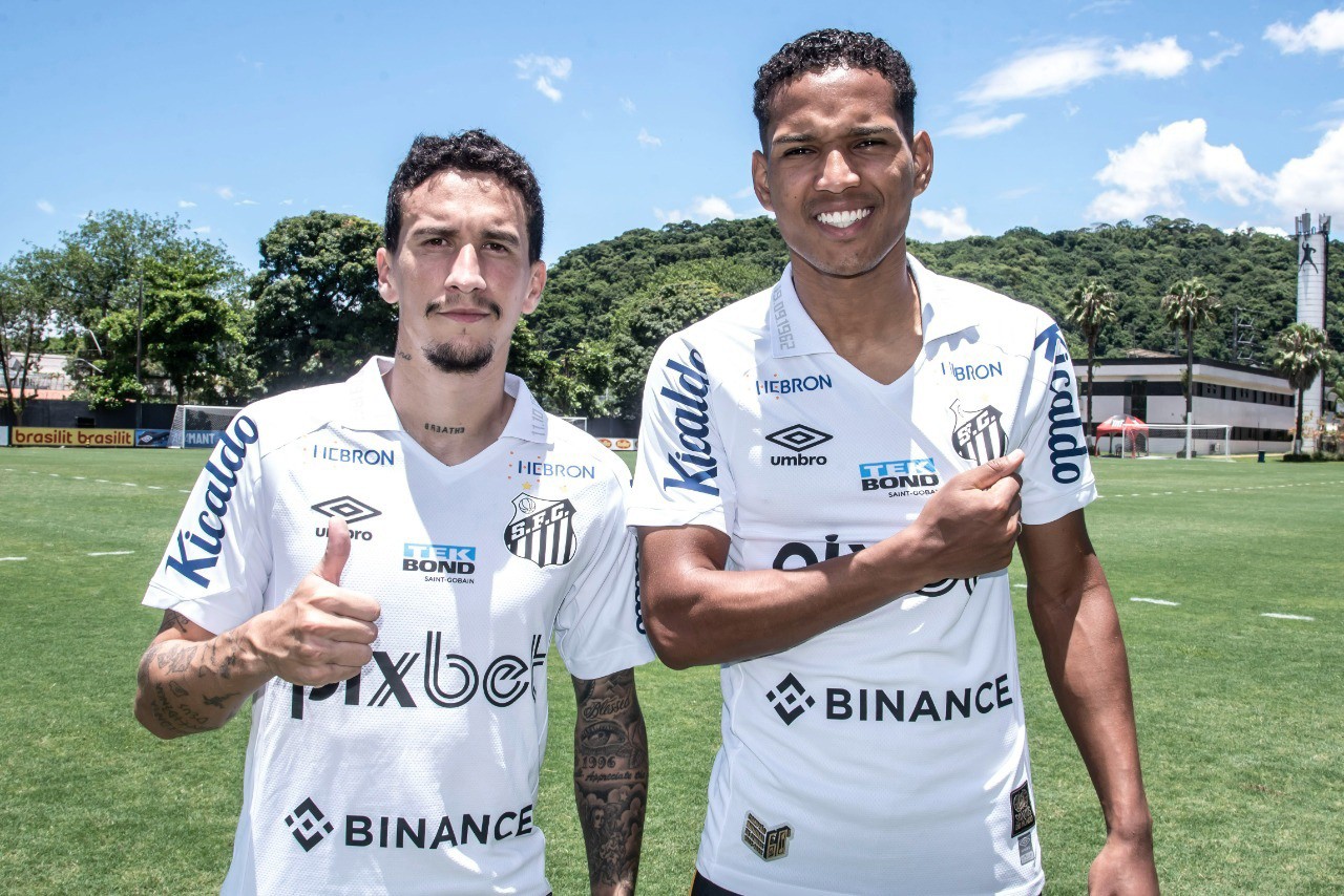 Dodi e João Lucas foram apresentados no Santos