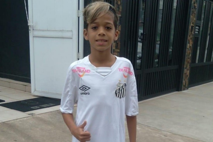 Dispensado da base do Santos, atacante Willams Neymar, de 11 anos, acertou com o Palmeiras